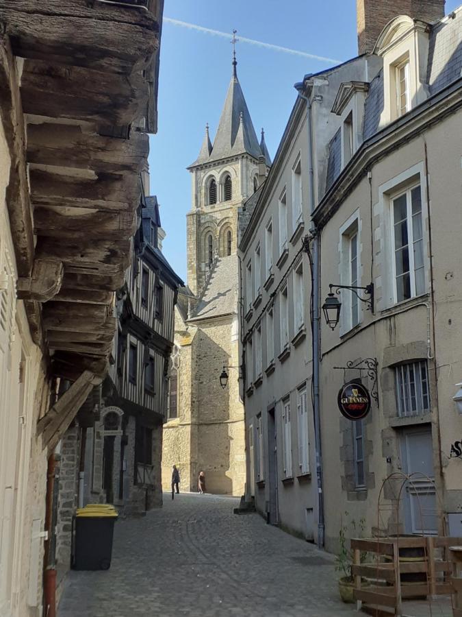 Appartement Rien Que Pour Vous Proche Centre Ville لافال المظهر الخارجي الصورة